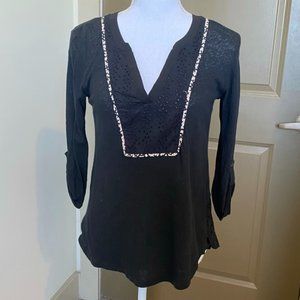 ANTHROPOLOGIE | Womens Black Eyelet 3/4 Sleeve Tee